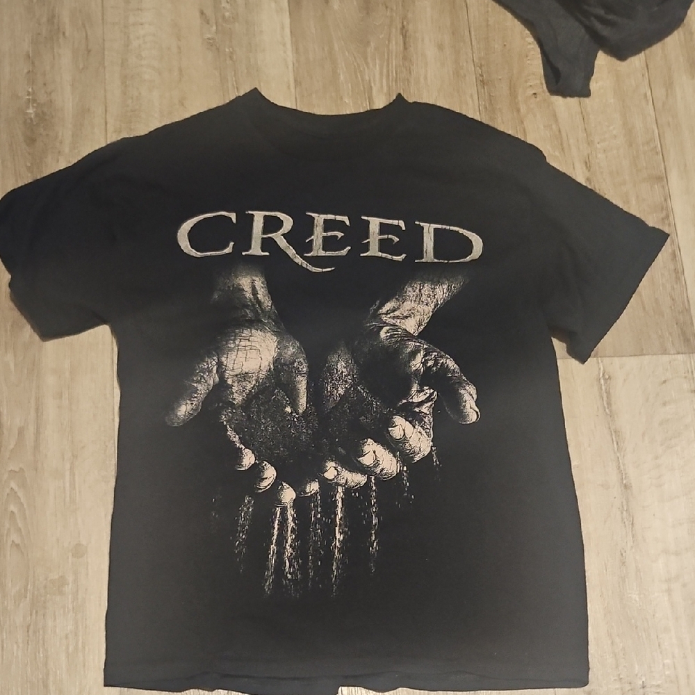 Size Medium Creed Band Tee